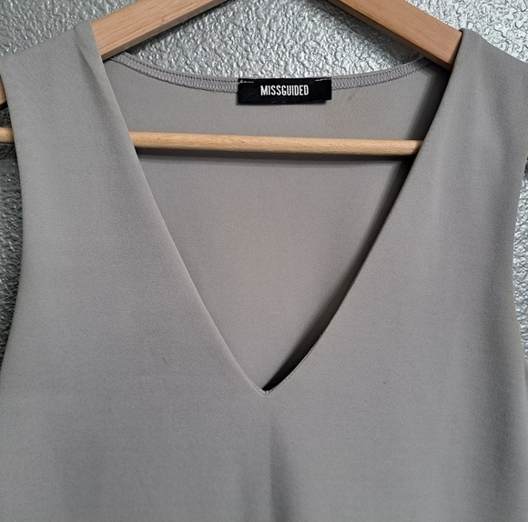 Missguided Gray Sleeveless Dress/Cover Up    Size 2 - Picture 8 of 10